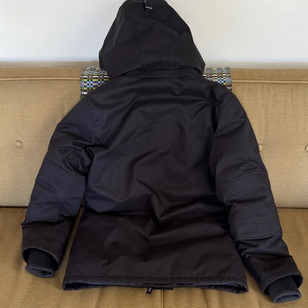 Canada Goose Windermere Black Label Coat - Authentic. XS/TP, but could fit a S. - Picture 13 of 16